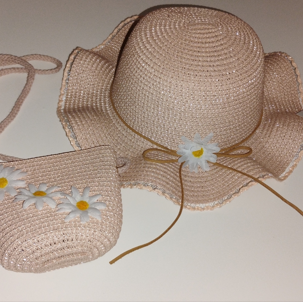 Beige Straw Hat and Purse Set with Daisies
